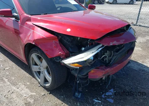 2014 Chevrolet Malibu 2Lz z USA, uszkodzony, nr VIN 1G11J5SX8EF194119